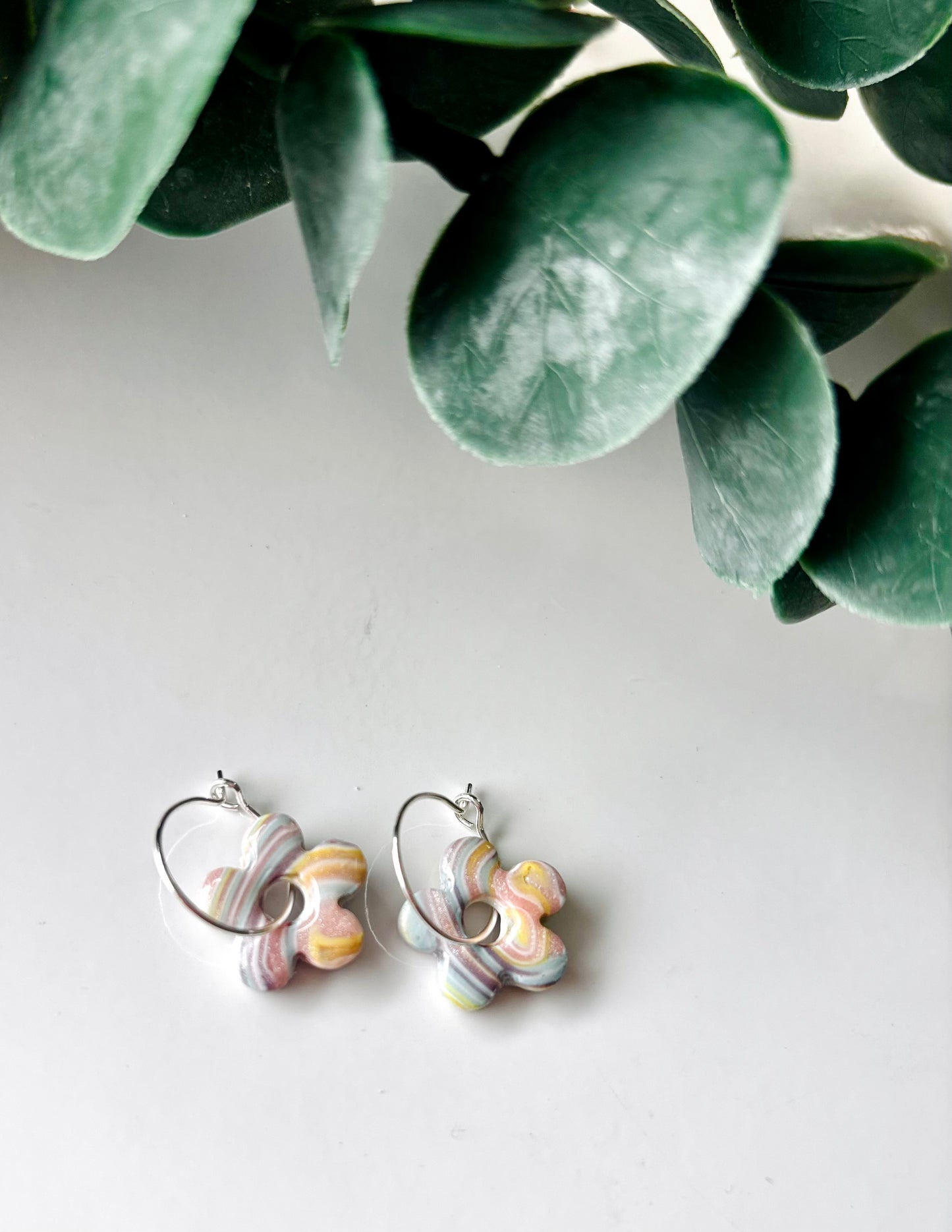 ‘Anna’ Daisy Hoops