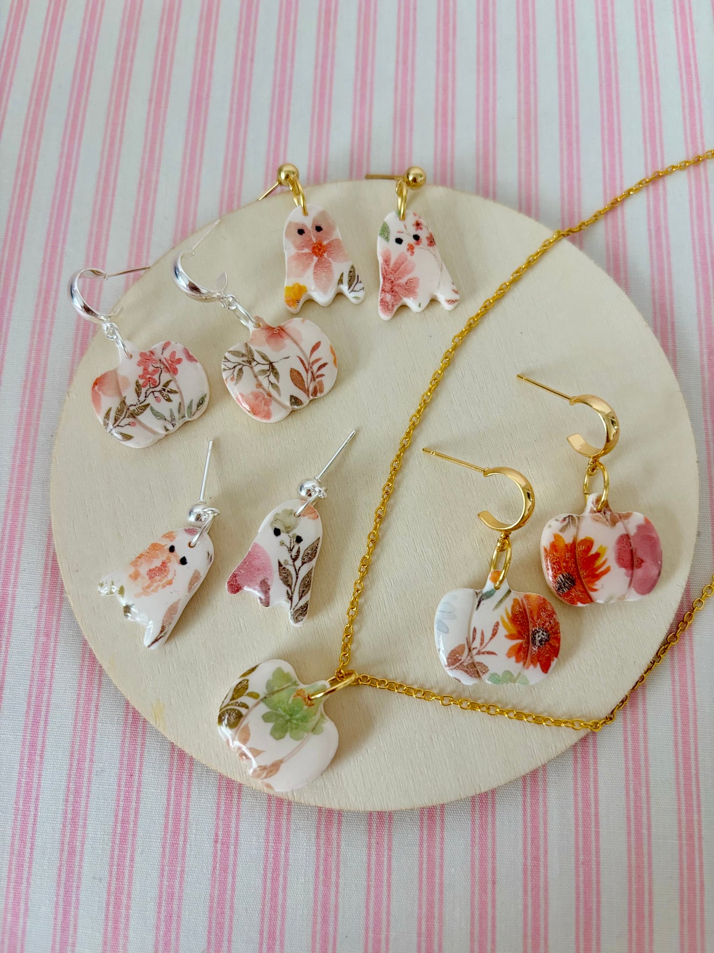 Floral Pumpkin Huggies