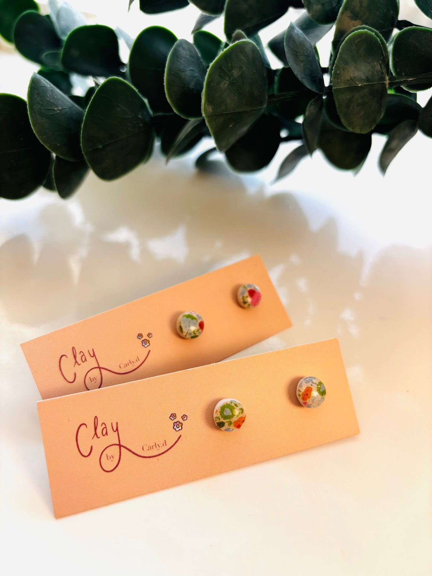 Super-Mini Spring Studs