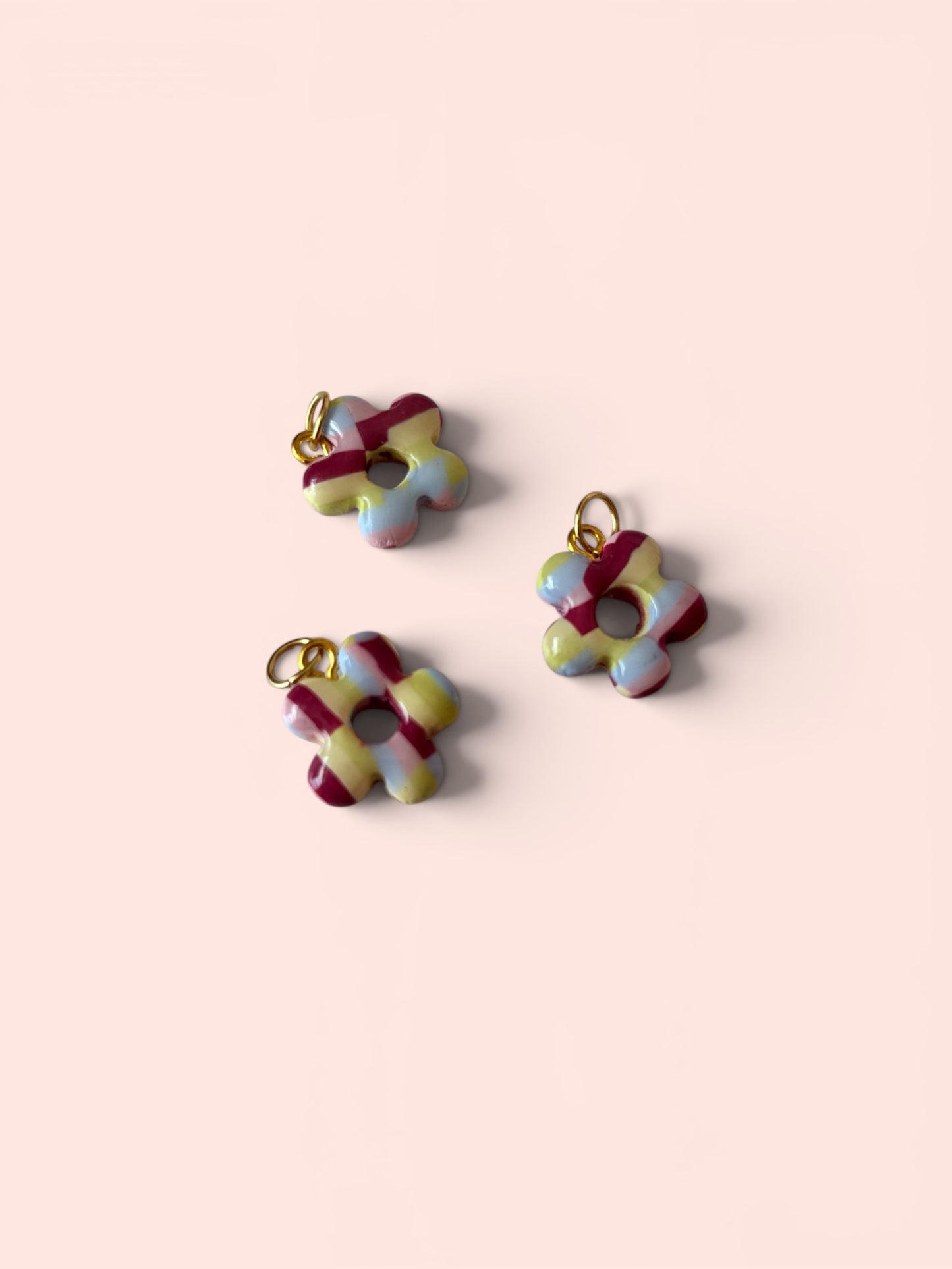 Circus Daisy Charms