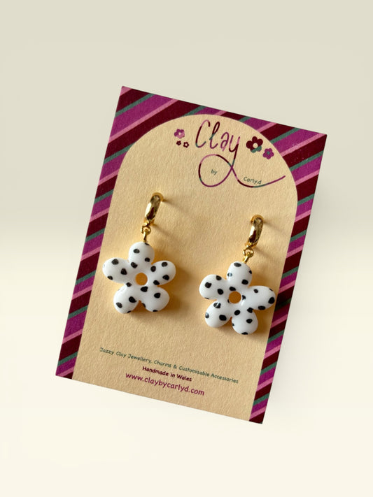 Polka Dotty Flower Huggies