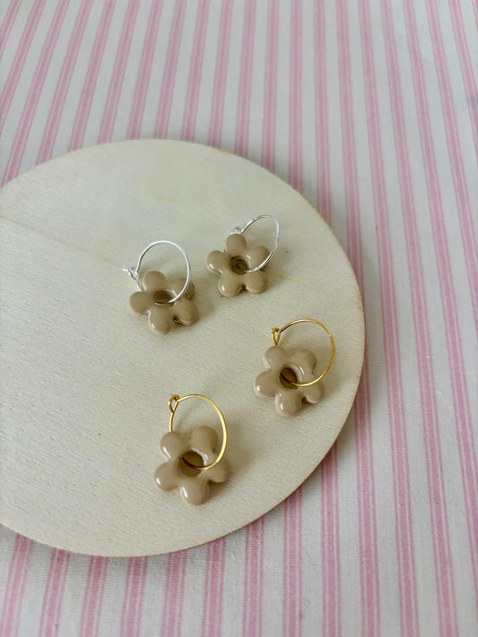 Perfectly Neutral Hoops