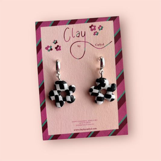 Monochrome Checkerboard Daisy Huggies